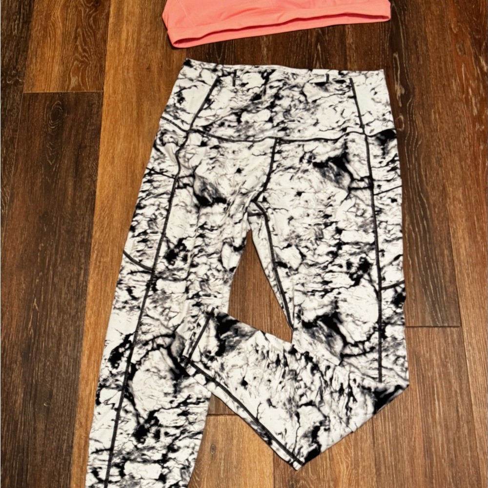 Marble Print Leggings